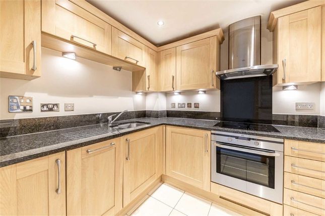 Flat 16, Woodham Place, Sheerwater Road, Addlestone photo 2