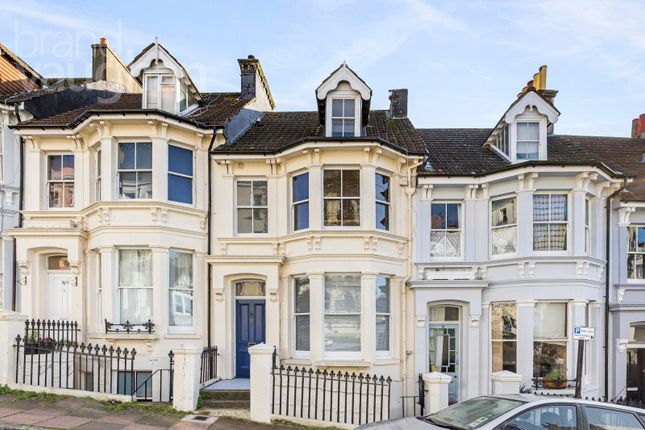 Thumbnail Flat for sale in Roundhill Crescent, Brighton, East Sussex