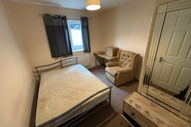 Flat for sale in David Road, Coventry