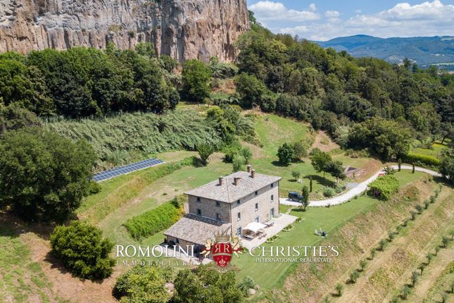 Villa for sale in Orvieto, Umbria, Italy