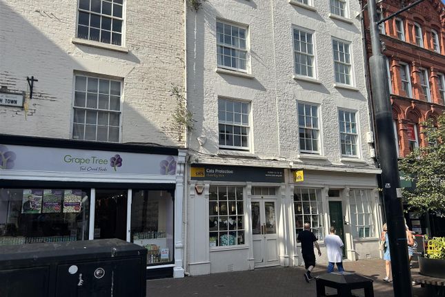 Retail premises to let in High Town, Hereford