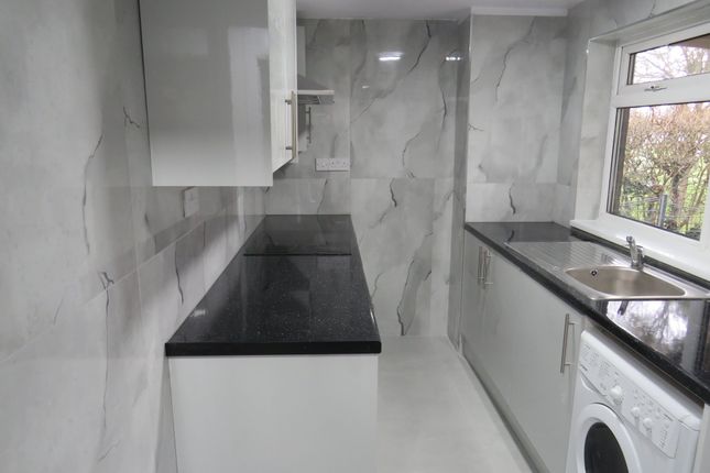 1-bed flat on Harris Close, Hounslow, £235,000