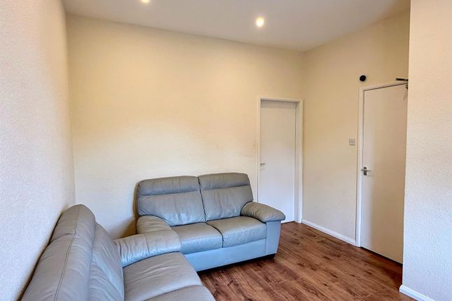 Flat 6, 51, Harborne Park Road, Birmingham photo 4