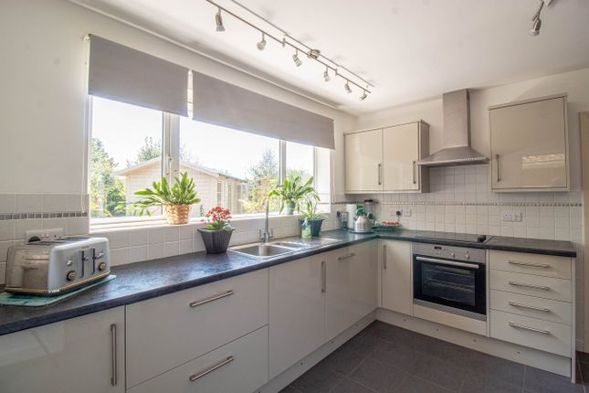 11, Saltdean Close, Bexhill on Sea photo 3