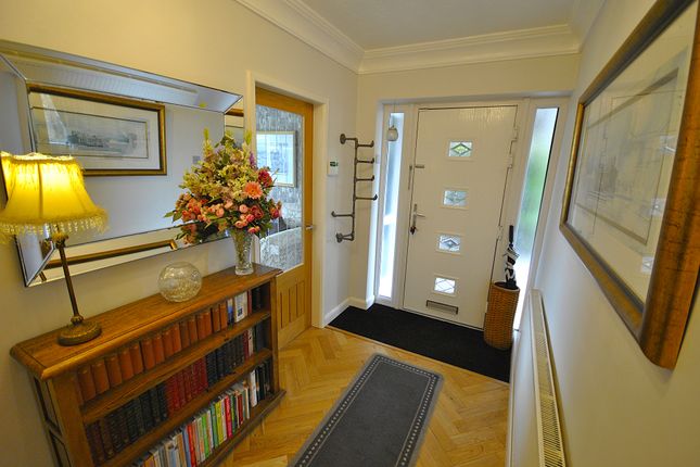 22, Saffron Crescent, Doncaster photo 3