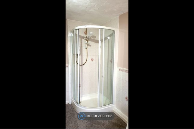 The Flat, High Street, Chasetown, Burntwood photo 3