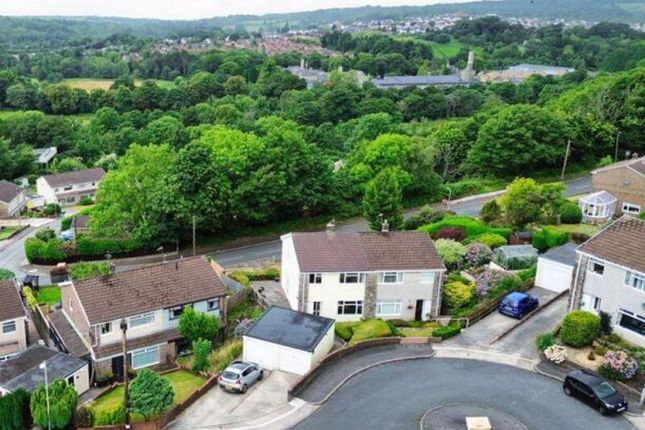 3-bed house on 7 Woodside Avenue, Bridgend, £239,995