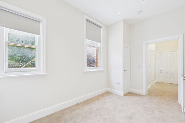 Flat 5, 37 Newcastle Drive, Nottingham photo 4