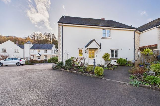 3-bed house on 19, Millbrook Walk, Stroud, £460,000