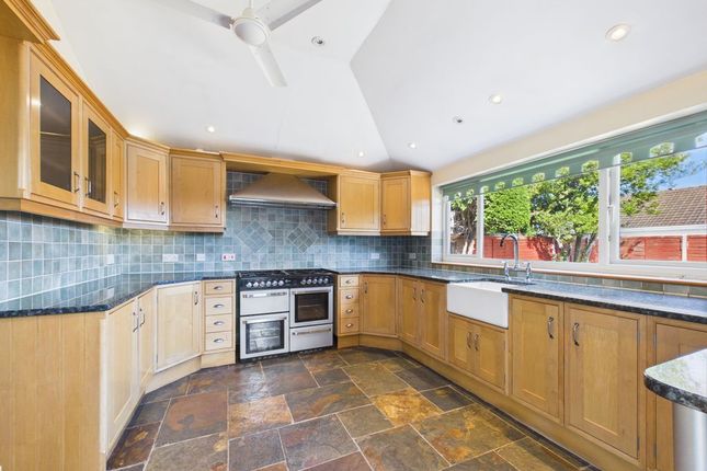 35, St. Cleers Orchard, Somerton photo 4