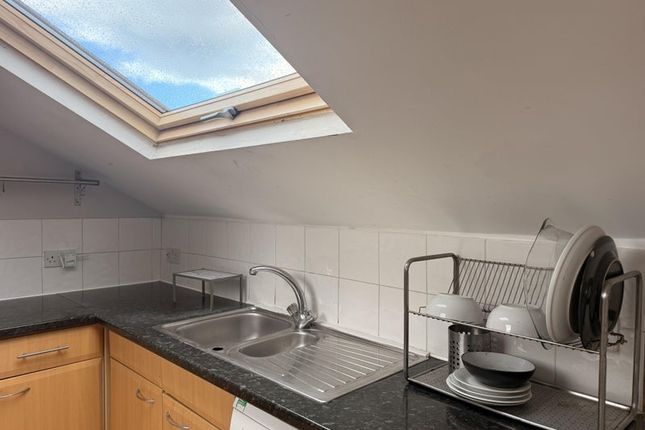 2, Wolseley Place, Manchester photo 2