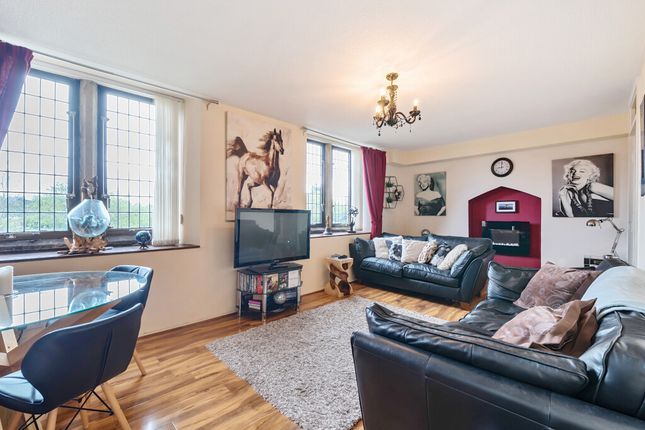 Flat for sale in 7 Kirklands, Carr Lane, Thorner, Leeds