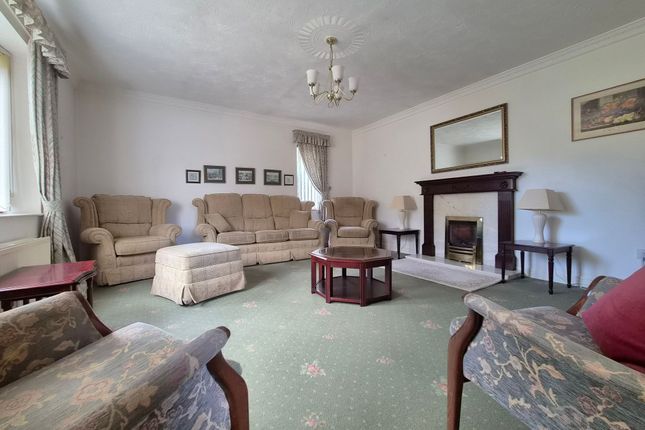 2a Meadow Dene, Scarborough photo 3