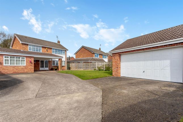 Thumbnail Detached house for sale in Wingfield Road, Mansfield