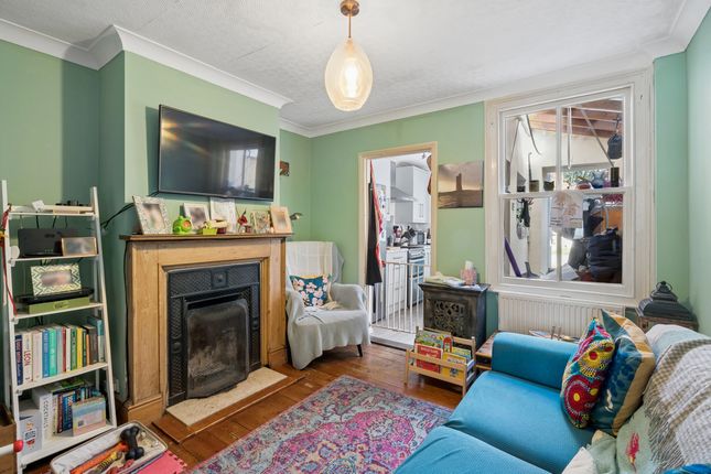 249, Bellingdon Road, Chesham photo 4