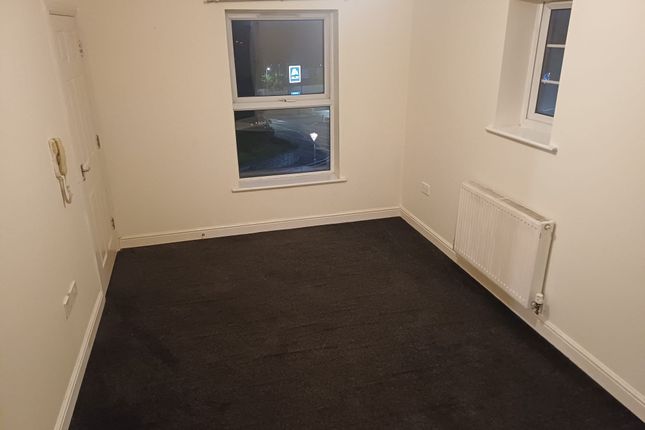 10, New Row Court, Cudworth photo 3