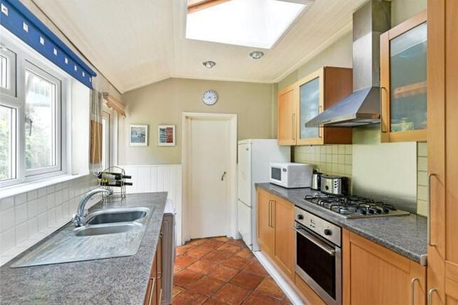172, Tooting Bec Road, London photo 2