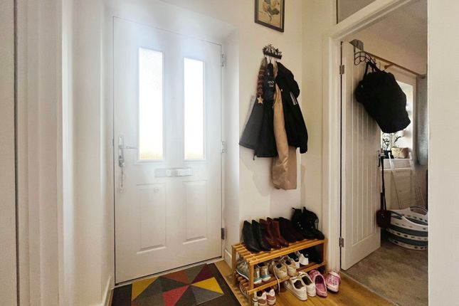4, Valley Walk, Windsor And Maidenhead photo 4