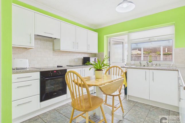 4 Templers Way, Newton Abbot photo 3