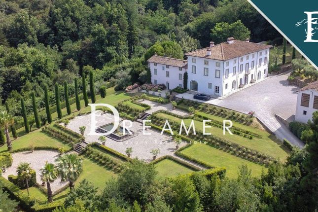 Thumbnail Villa for sale in Via di Tiglio, Capannori, Toscana