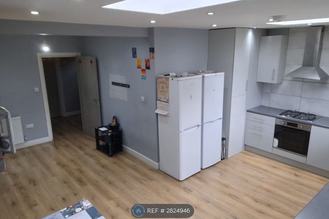 Chapman Crescent, Harrow photo 2