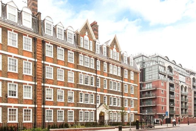Thumbnail Flat for sale in Park Road, Regents Park, London