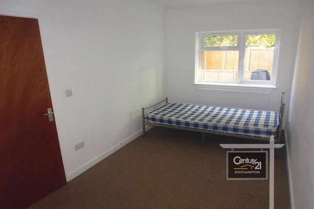 304, Burgess Road, SOUTHAMPTON photo 5