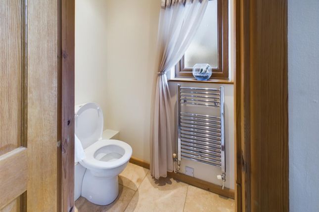 Arosfa, Ashgrove, Llanelli photo 3