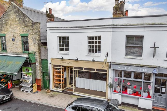 Thumbnail Flat for sale in Tarrant Street, Arundel, West Sussex