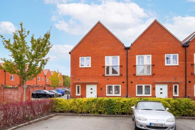 2-bed terraced on Lansdell Road, Hampshire, £400,000