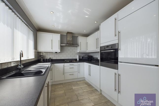 32, Hillbarn View, Portskewett photo 2