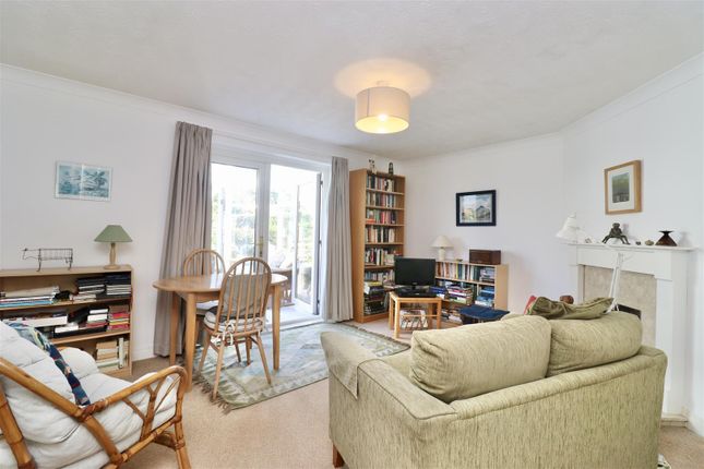 2, Wellington Close, Pocklington photo 2
