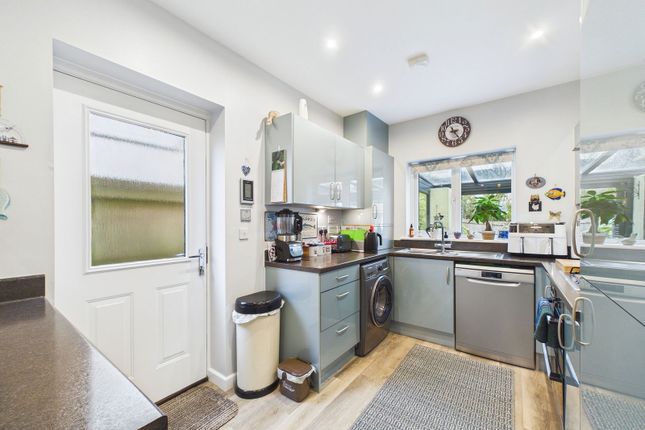 17, Foxglove Way, Paignton photo 4