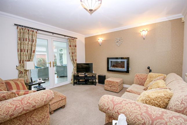 46, Fleetwood Drive, Norwich photo 4