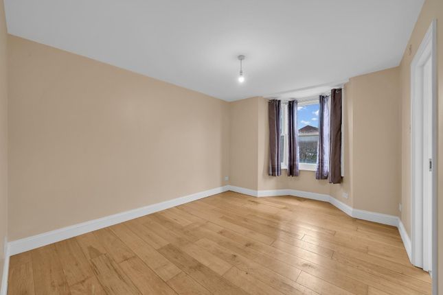 Flat 7, 154, West Street, Erith photo 2