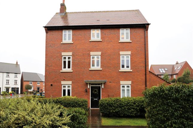 4 Bed Town House For Sale In Dunbar Way Ashby De La Zouch Le65