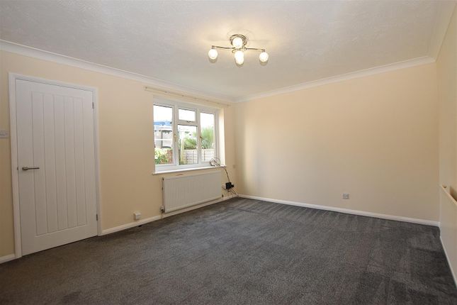 40, Magpie Close, St. Leonards-on-Sea photo 2