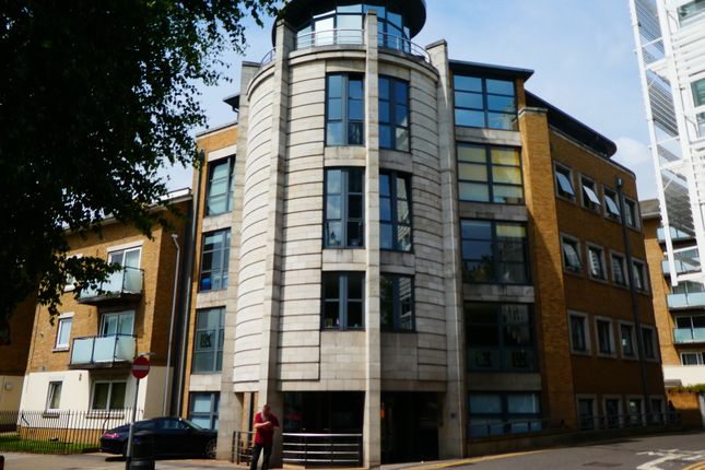 Thumbnail Office to let in Rotunda Point, 11 Hartfield Crescent, Wimbledon, London