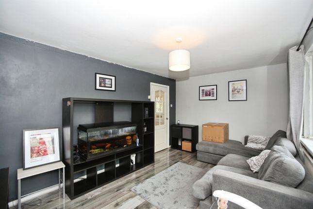 42, Graig Y Fedw, Caerphilly photo 3