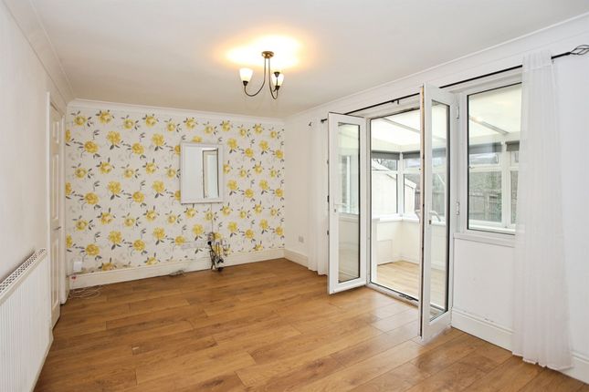 44, Graig Y Fedw, Caerphilly photo 4