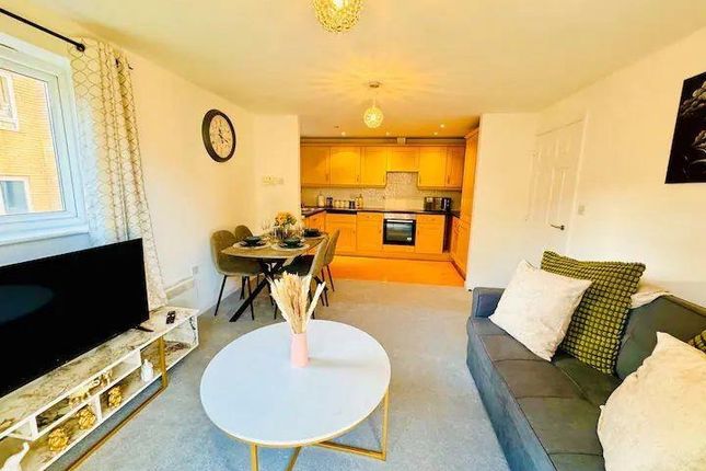19E, Wellspring Crescent, Wembley photo 3