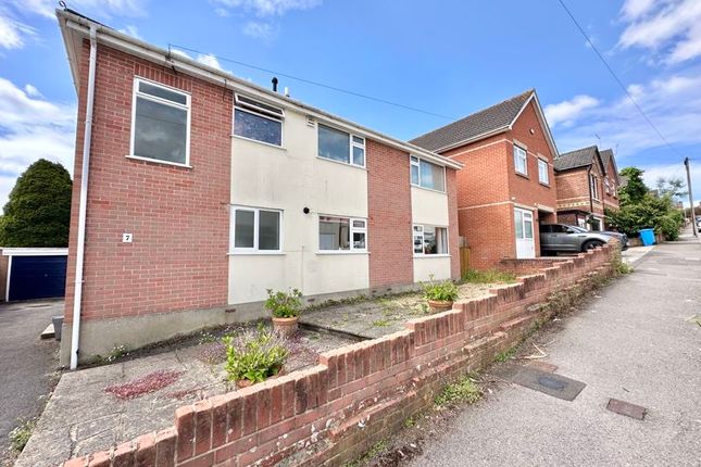 Thumbnail Flat for sale in Phyldon Road, Parkstone, Poole