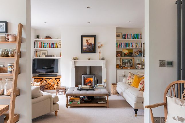 G3F5Wrcm - Living Room G.Jpg