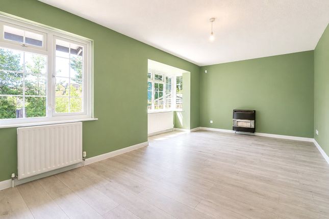 12, Little Meadow Way, Devon photo 4