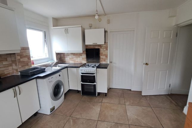 Flat 11, Norton Tower Civic Close, Birmingham photo 2