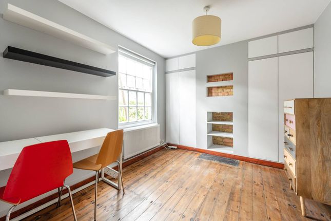 Thumbnail Flat to rent in Oakworth Road, Ladbroke Grove, London