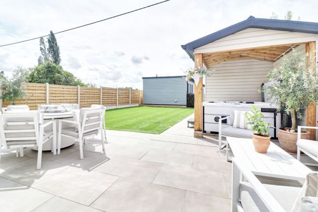 Ardley Crescent, Bishop's Stortford photo 3