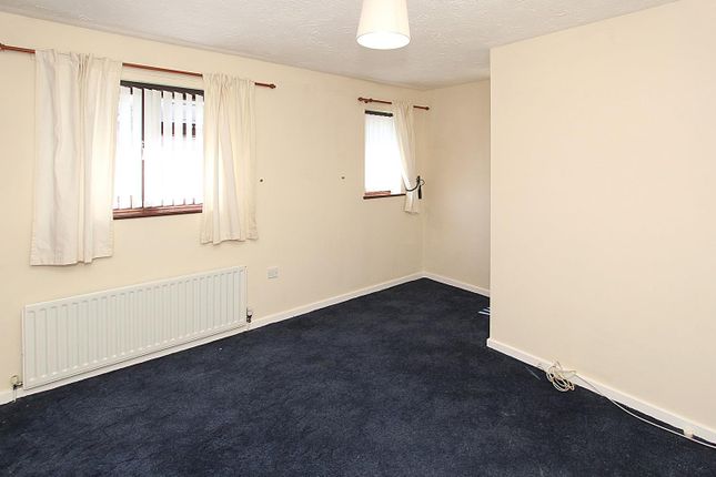 67, Evergreen Close, Bilston photo 5