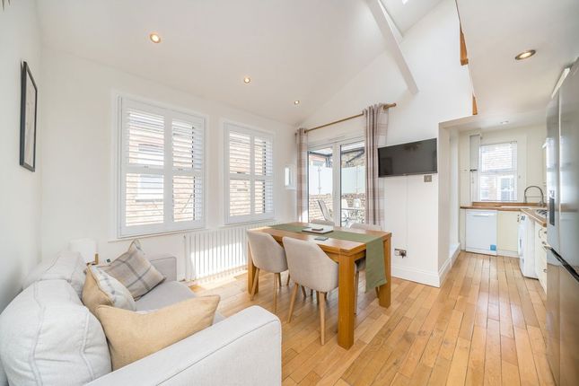 3, Hosack Road, London photo 4