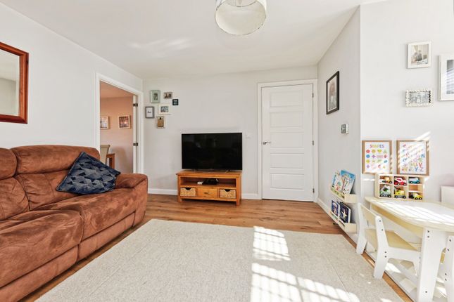 55, Central Boulevard, Canterbury photo 3